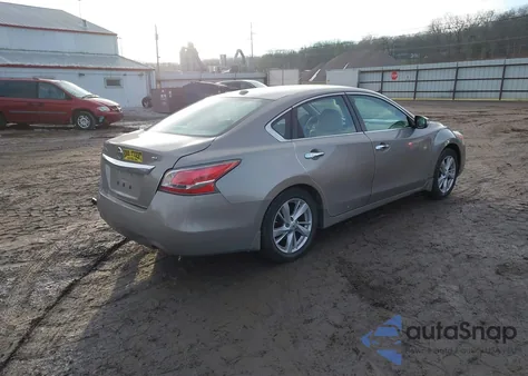 2015 Nissan Altima 2.5 Sl из США, поврежденный, VIN 1N4AL3AP6FN864352